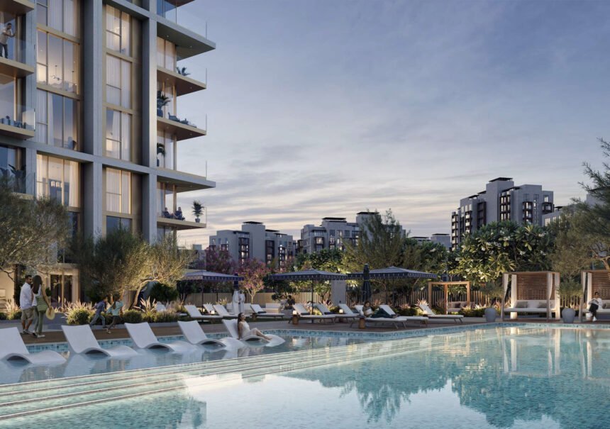 Infinity pool with comfortable sun loungers